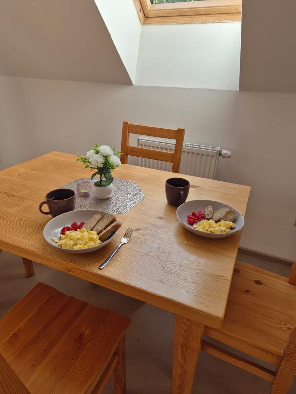 Víkend na Rozkoši: Pohodové kempování v apartmánech, západy slunce a parádní program od pátku do neděle motion photo 6244175766527557832