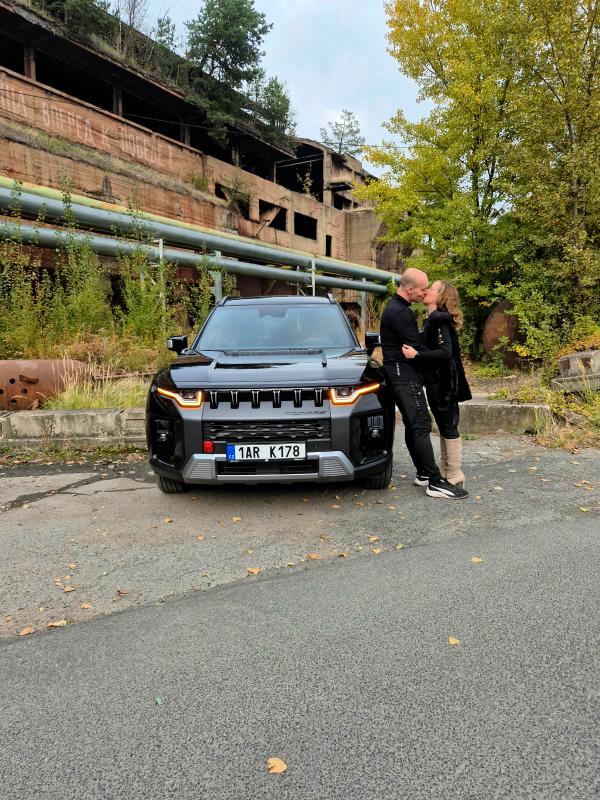 🚗 KGM Torres v rodinném testu: Když vzadu vezete nejmladší dítko v autosedačce i starší děti img 20261021 115946